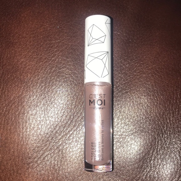 c'est moi lip gloss the opulence iridescent shimmer lip gloss – C'est Moi main image 0